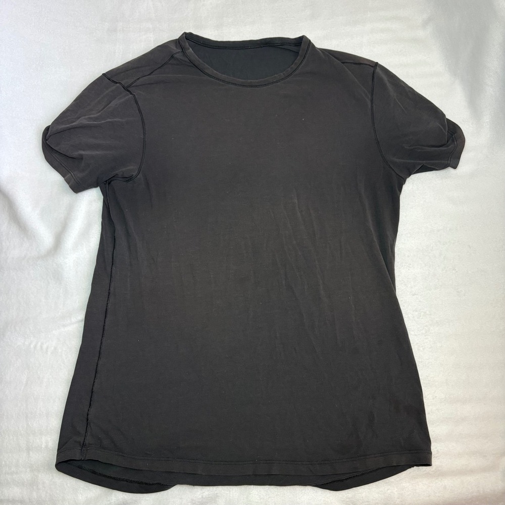 Lululemon Mens Short Sleeve Cotton Blend T-Shirt Black Grey Curved Hem Logo - Picture 4 of 5
